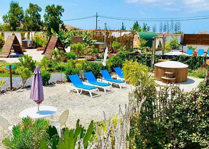 Macaronesia Spa, Sauna Y Piscina Buzanada