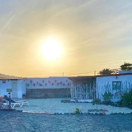 Macaronesia Spa, Sauna Y Piscina Buzanada